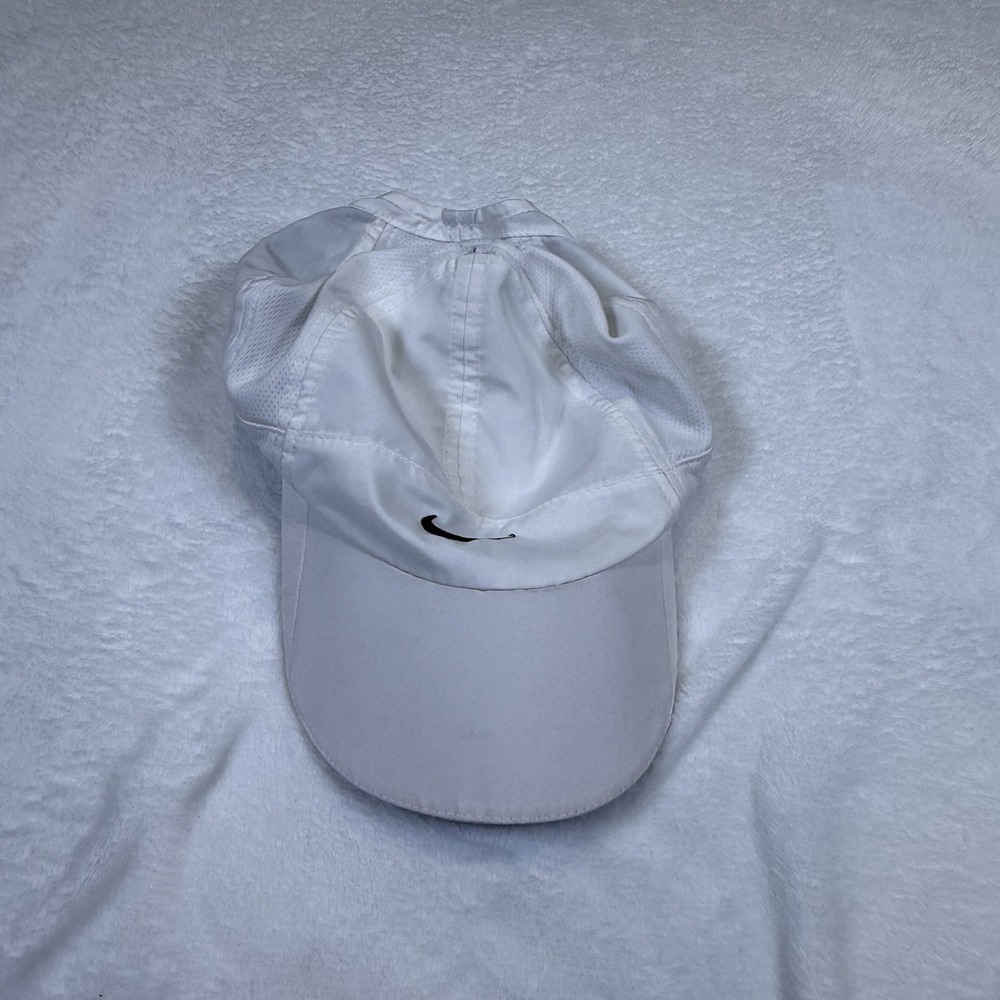 Nike Featherlight Dri-FIT Running Hat White Mesh Performance Adjustable Cap